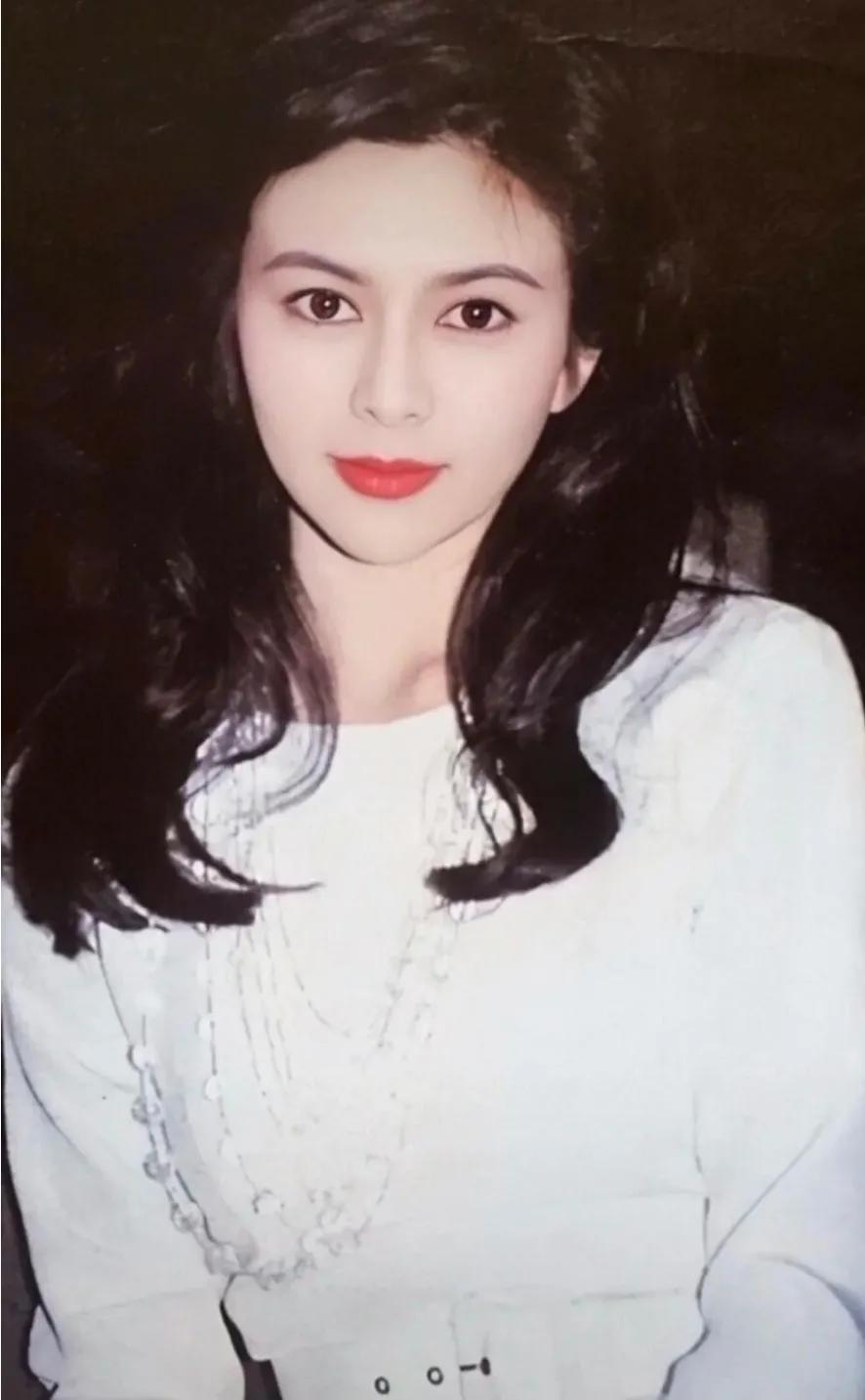 关之琳已经很难再结婚了

原因很简单

不是62岁的她年龄太大，也不是曾经的情史