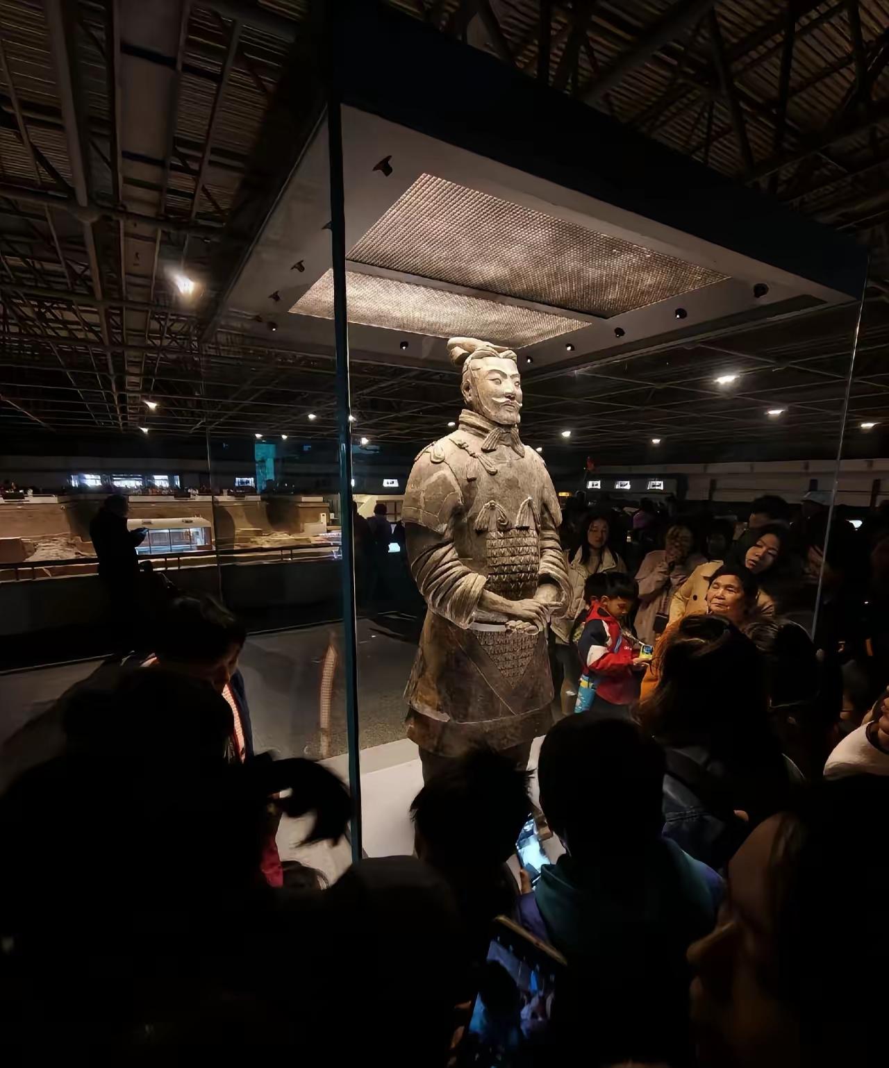 秋假才是城市消费的“隐藏密码”吧！广州靠娃扎堆、杭州凭钱包实力、成都赢在耍心爆棚