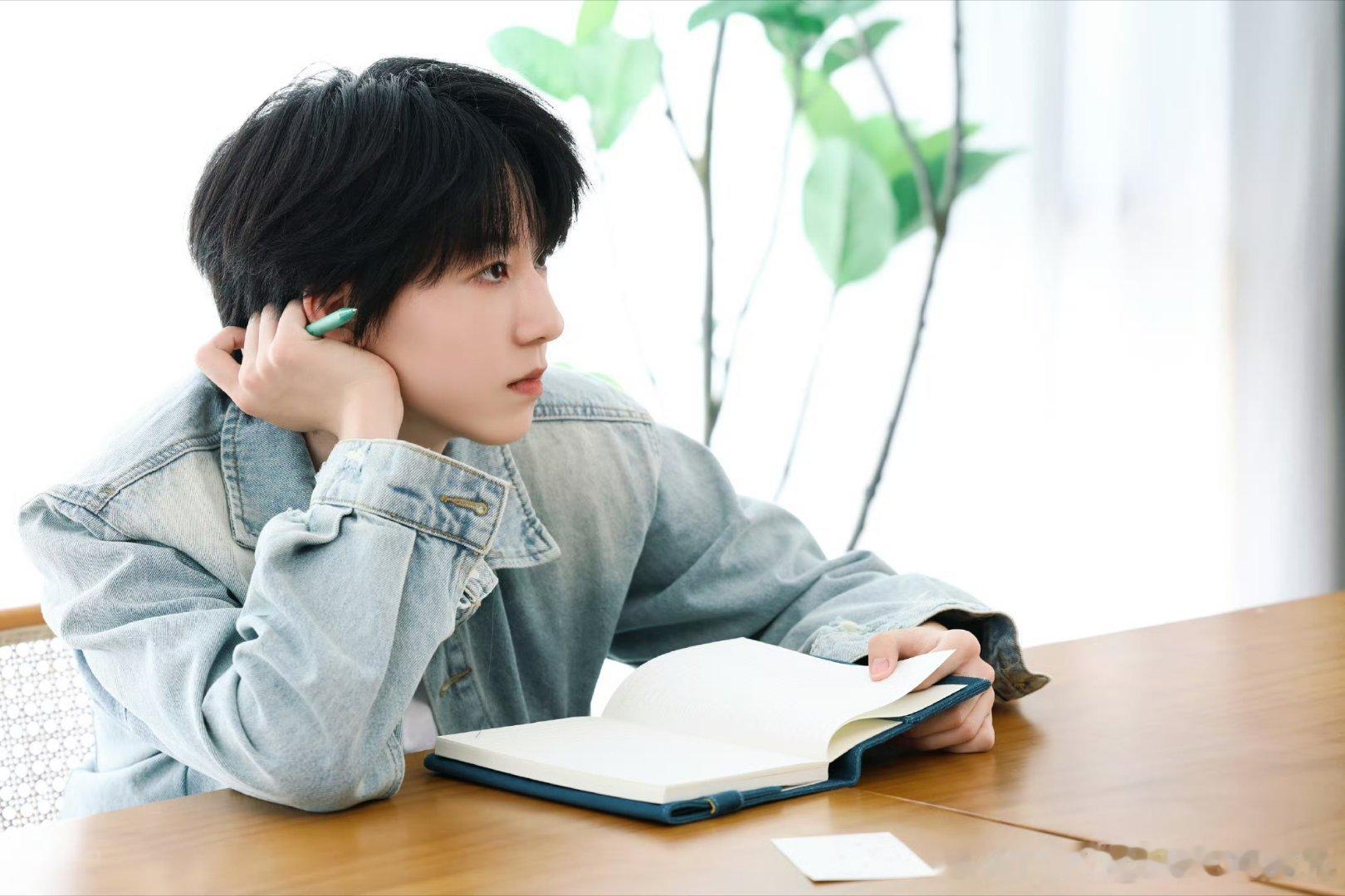 杨博文历经一个月公开便利贴 杨博文自不待言杨博文历经一个月公开便利贴，TO一个月