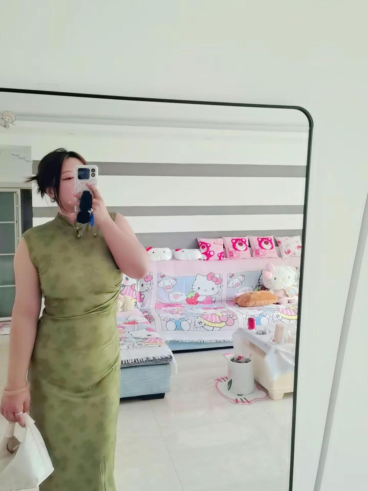 你还小，怎么能懂珠圆玉润的美姐姐 旗袍