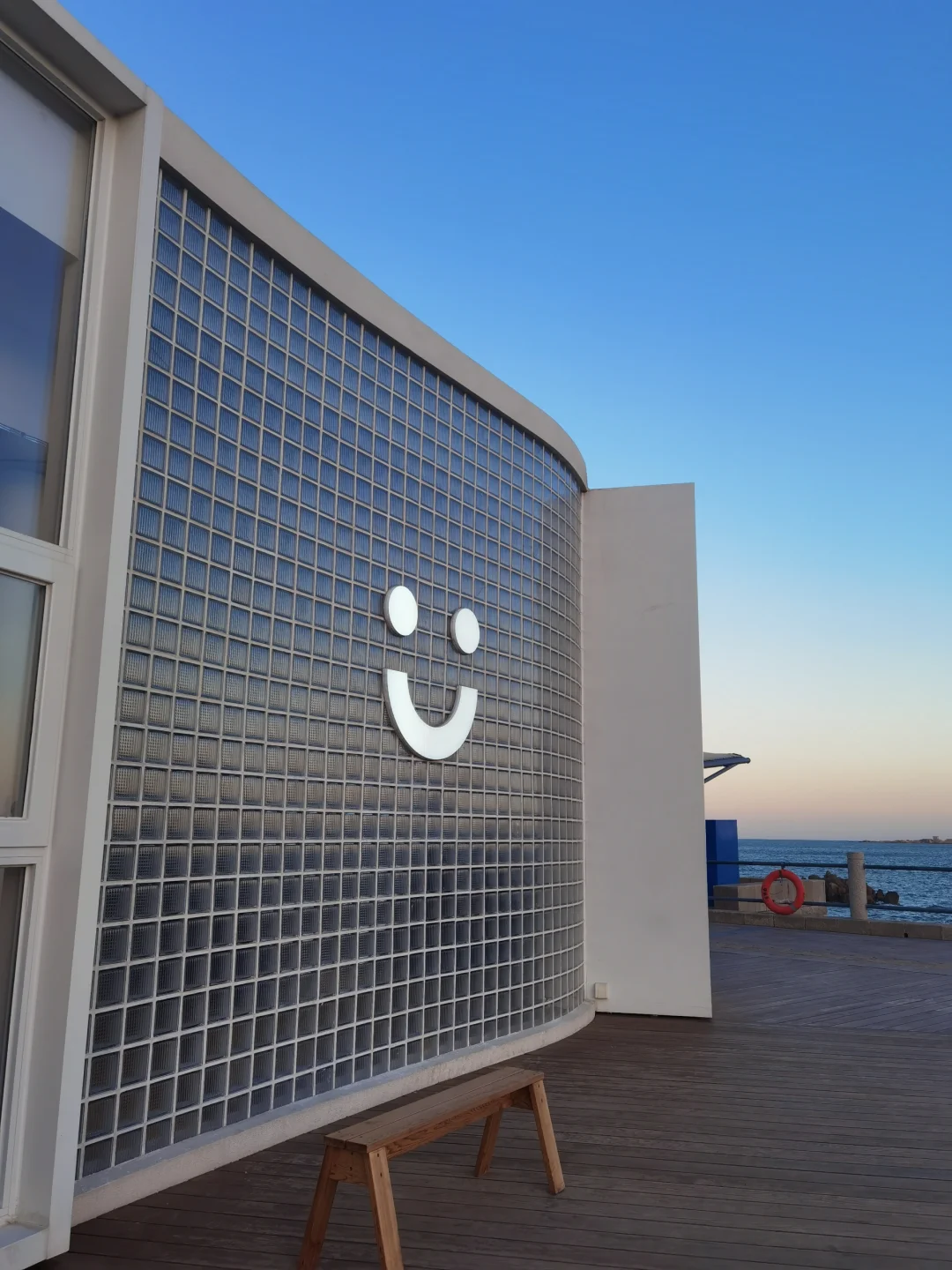 春节慢乐|居然发现青岛这个宝藏笑脸咖啡店