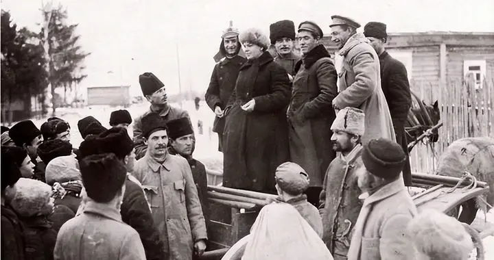 让苏联农民闻风丧胆的余粮收集政策是啥？1918年12月15日新政实行