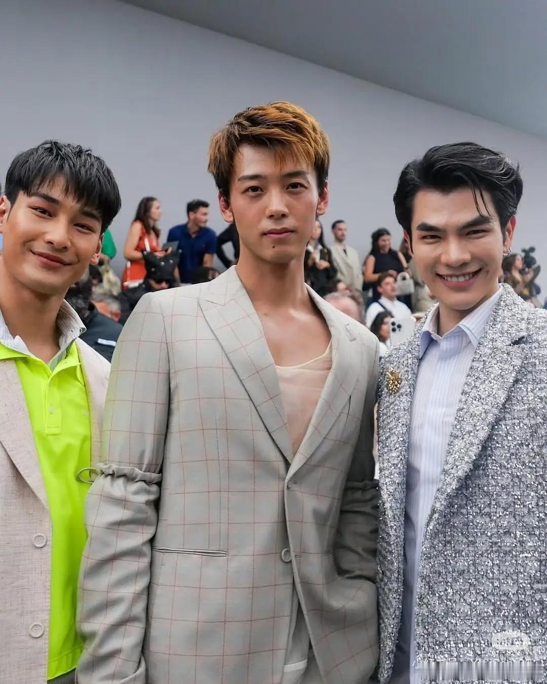 这几个日韩泰明星的面相怎么这么奇怪，一点都不自然舒展，车银优怎么了？ 