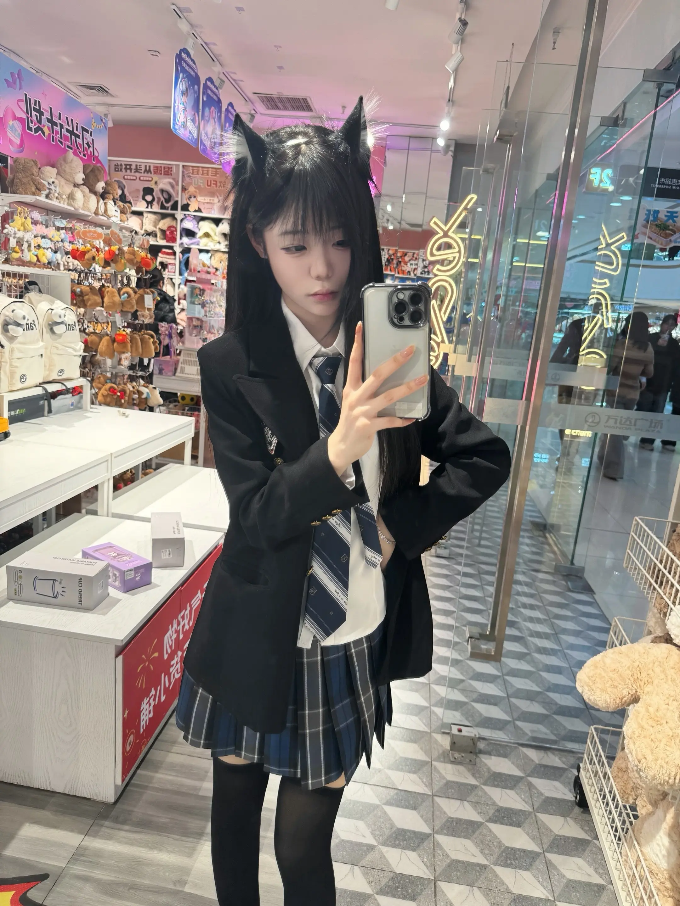 你家装了声控灯，结果一晚上都亮着