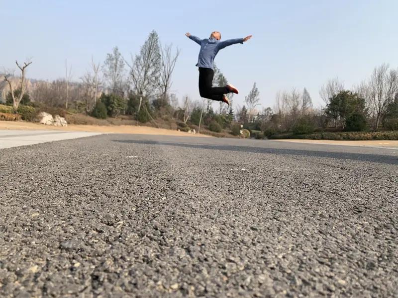 今年30多岁，快40岁了，也到中年了，今年明显感觉身体不如以前了，也开始每天做一