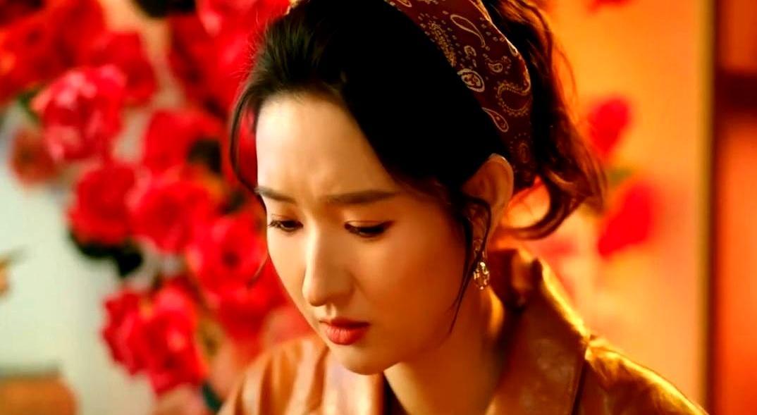 他忘了她，身体却记得怎么奋不顾身爱她。
 
任务失败，惩罚降临。一夜之间，他看你