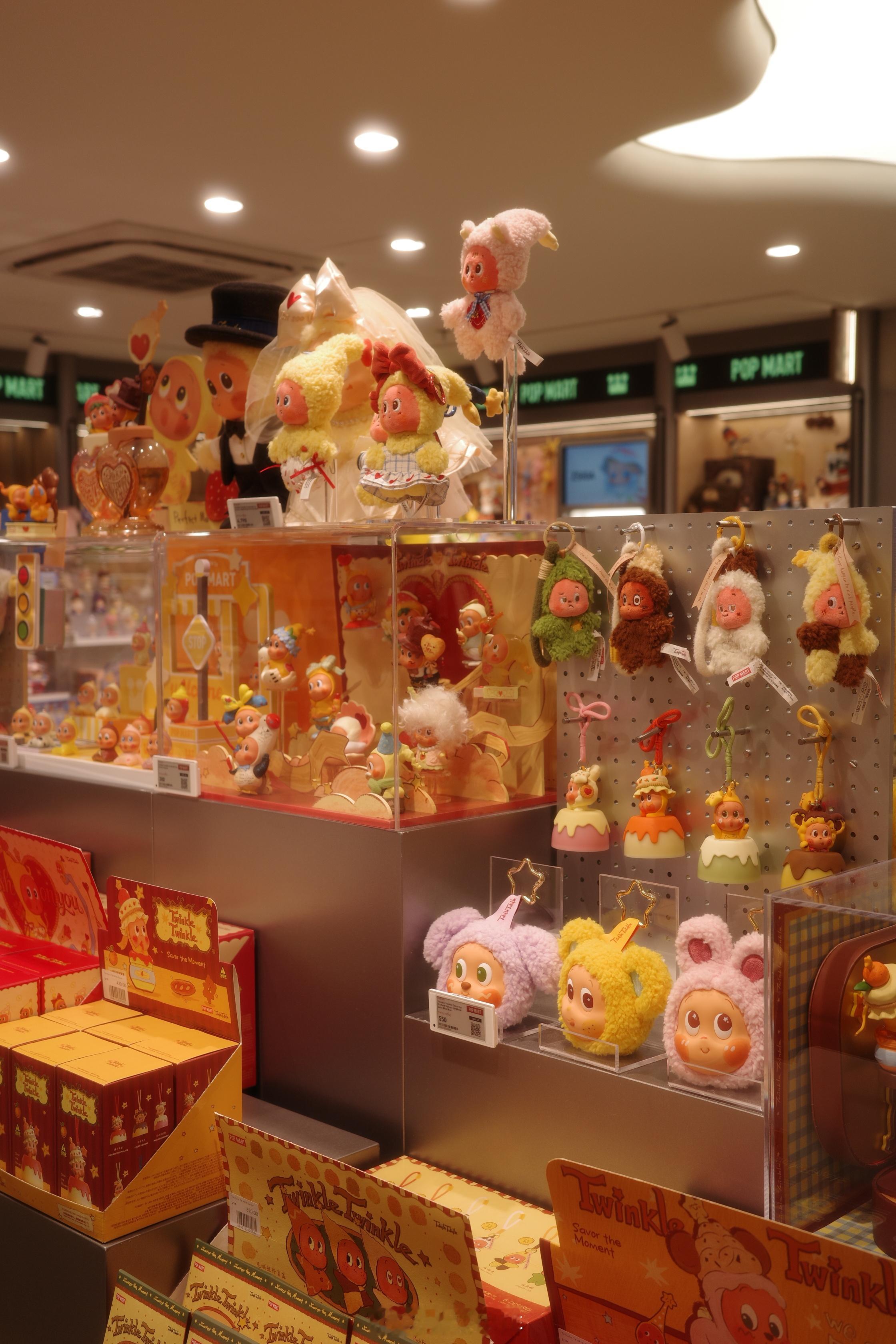 曼谷的泡泡玛特有好多好全的星星人！ 泰国·Siam Center