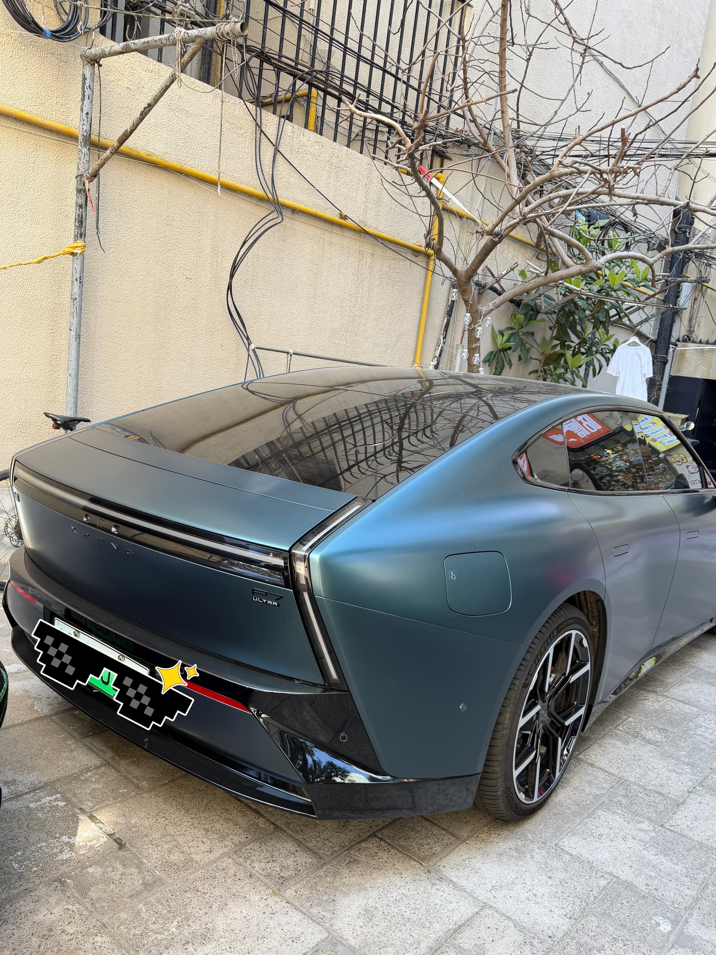 感觉全新小鹏p7 贴磨砂皮肤更有质感了