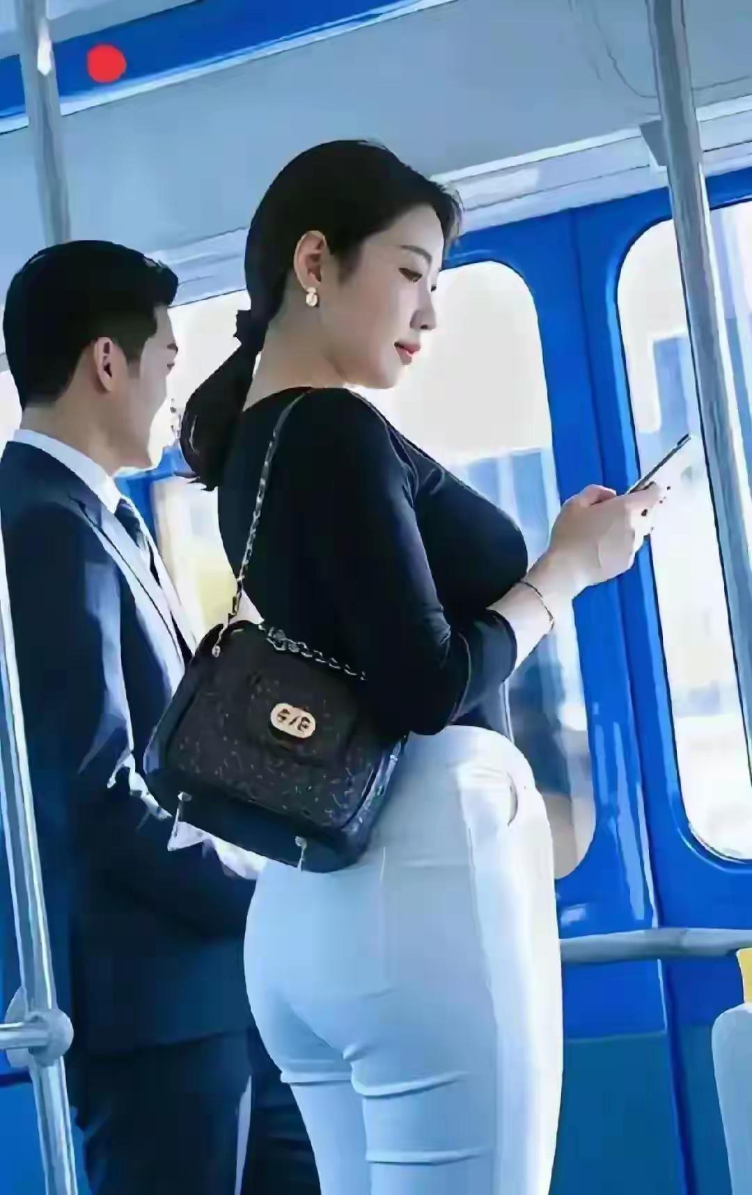 我实在理解不了我妹妹！
我妹妹今年28了，每月工资8000，可她却把生活过成了这