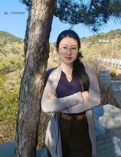 事来则应，事过则放，不纠结过往，不焦虑未来。凡事尽力就好，得失随缘，不跟自己较劲