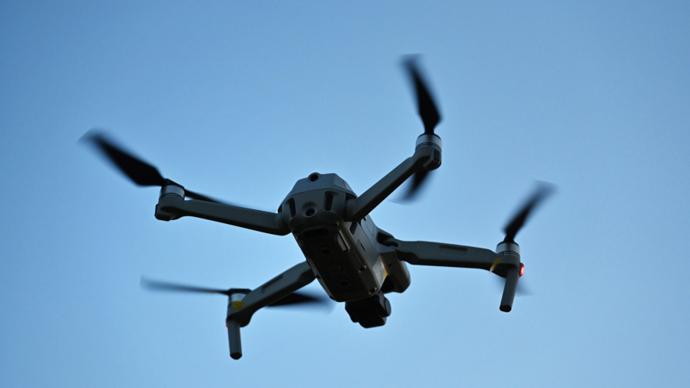 美方开始对委军事攻击，
委内瑞拉开始关闭油井，
石油霸权背后的20年复仇计划 