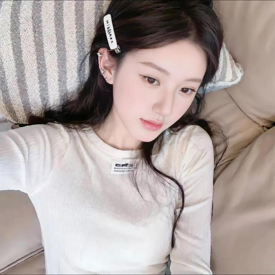 慵懒午后，温柔如你秋日午后的温柔 秋日限定的美好 温柔感秋日 温柔小憩 温柔慵懒