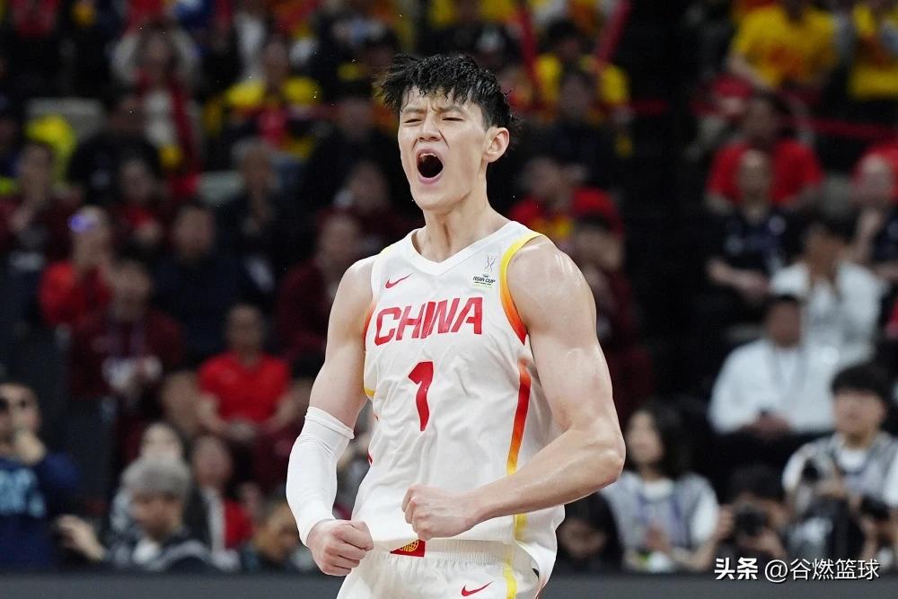 正在备战世预赛第二阶段的中国男篮今天迎来了人员调整消息，前锋曾凡博、王浩然和后卫