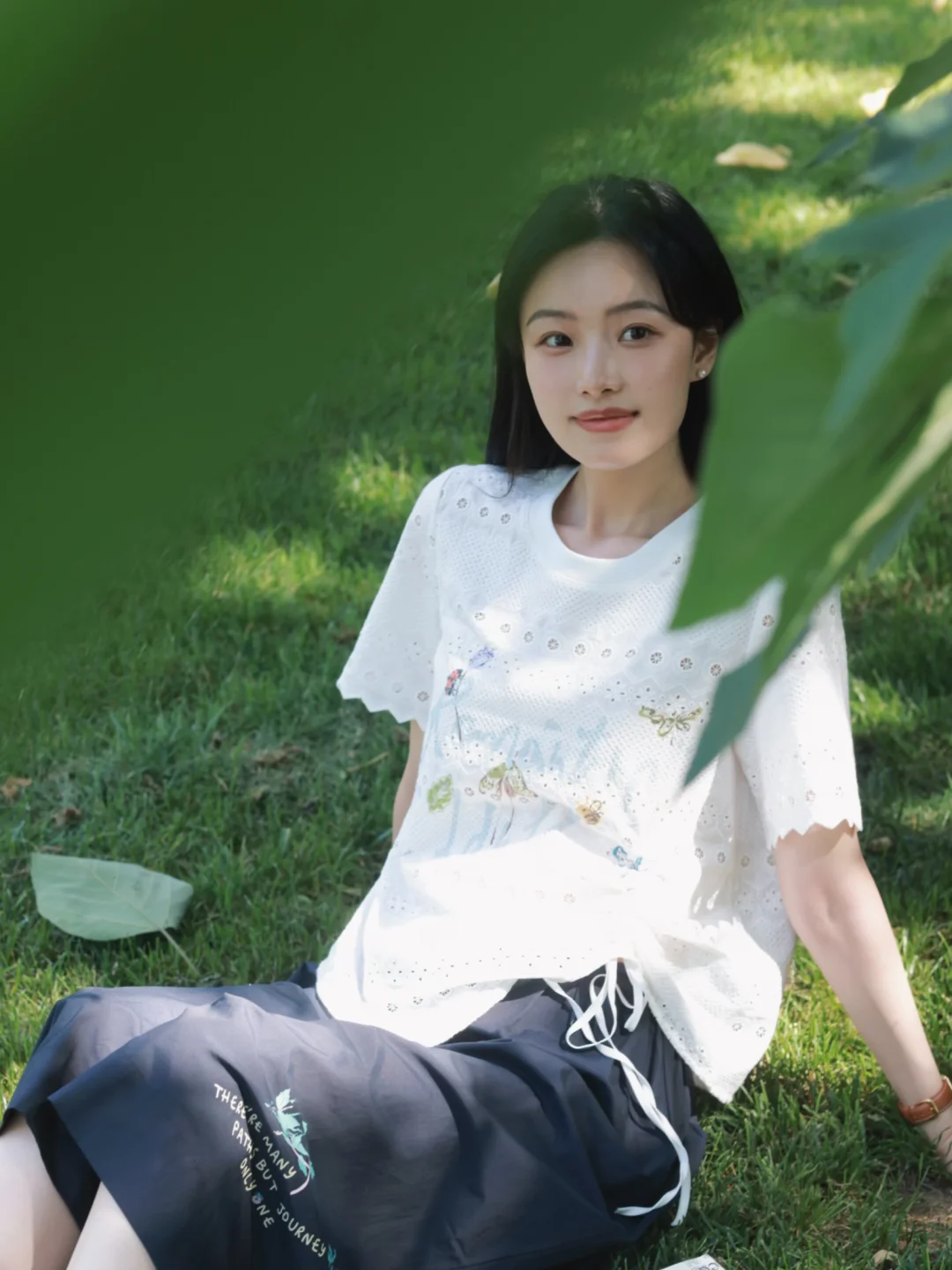 树荫下的夏日松弛感 🌿