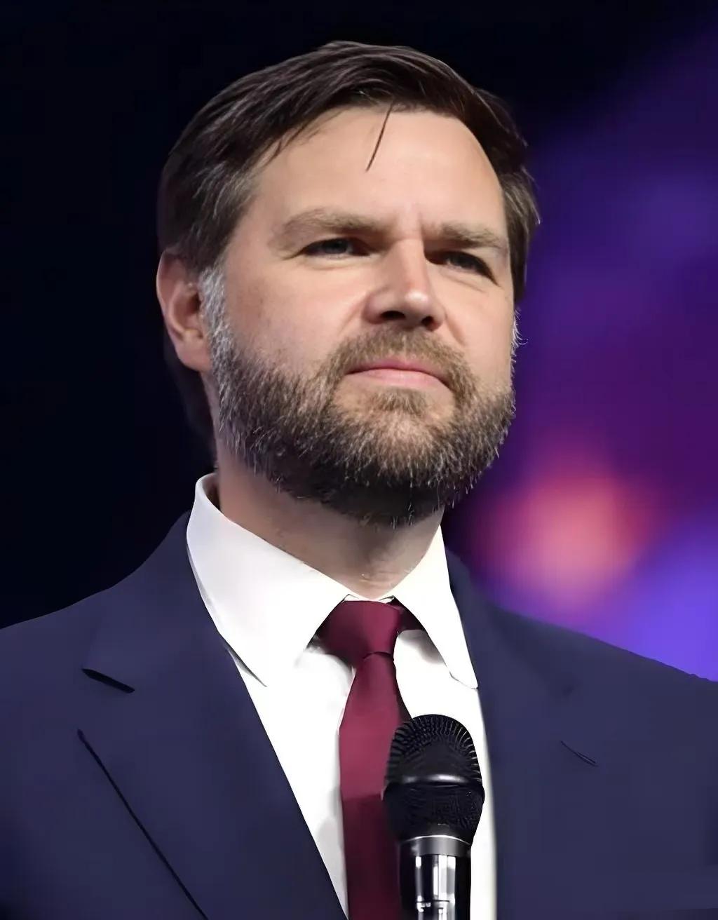 美国二把手忍无可忍：如果中国赶超了美国，不应该怪罪中国，而应该怪罪美国领导人的愚