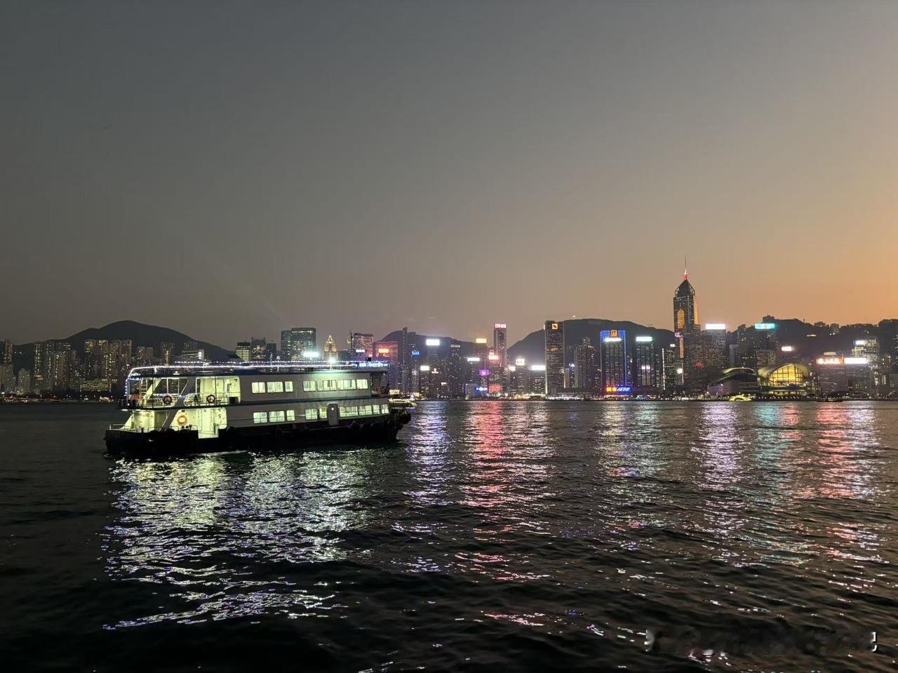 这两天，香港中文大学商学院2027申请季已经开放，此次开放的虽然是内推，但是也意
