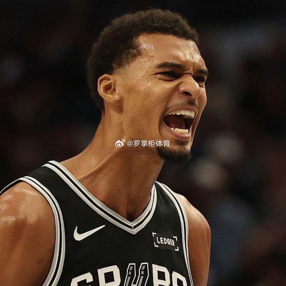 维克托·文班亚马谈对阵活塞队和快船队：“这是我篮球生涯中参与过的最精彩的比赛之一