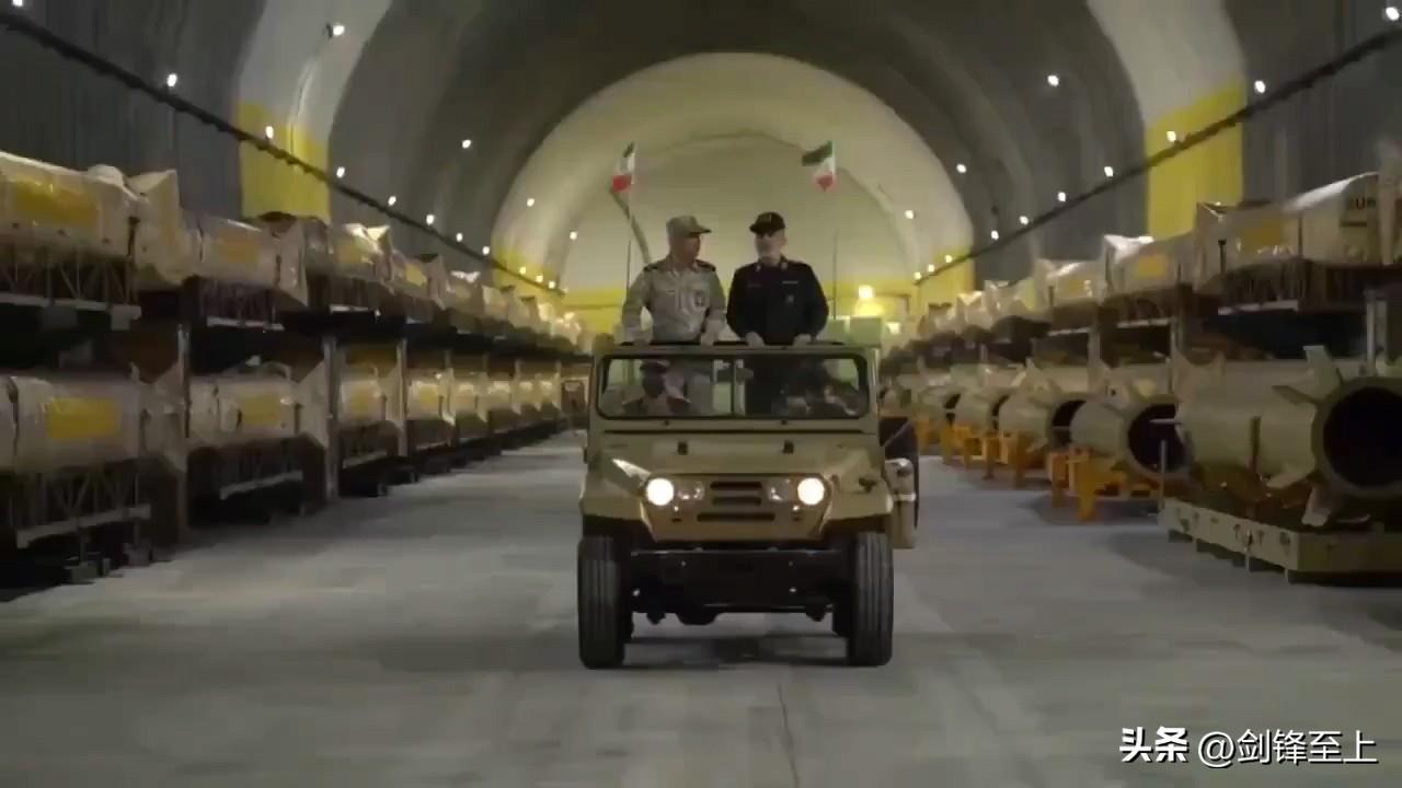 吨级弹头不算什么，伊斯兰革命卫队昨晚宣布发射了两吨重弹头的导弹
两吨弹头意味着什