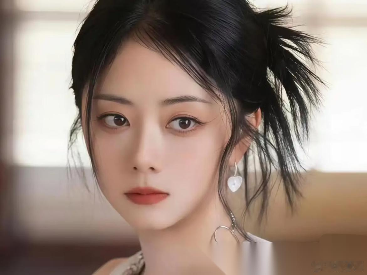 我妈眼光还是毒辣， 第一眼看见谭松韵， 她说的第一句话就是：找老婆，千万就要找这