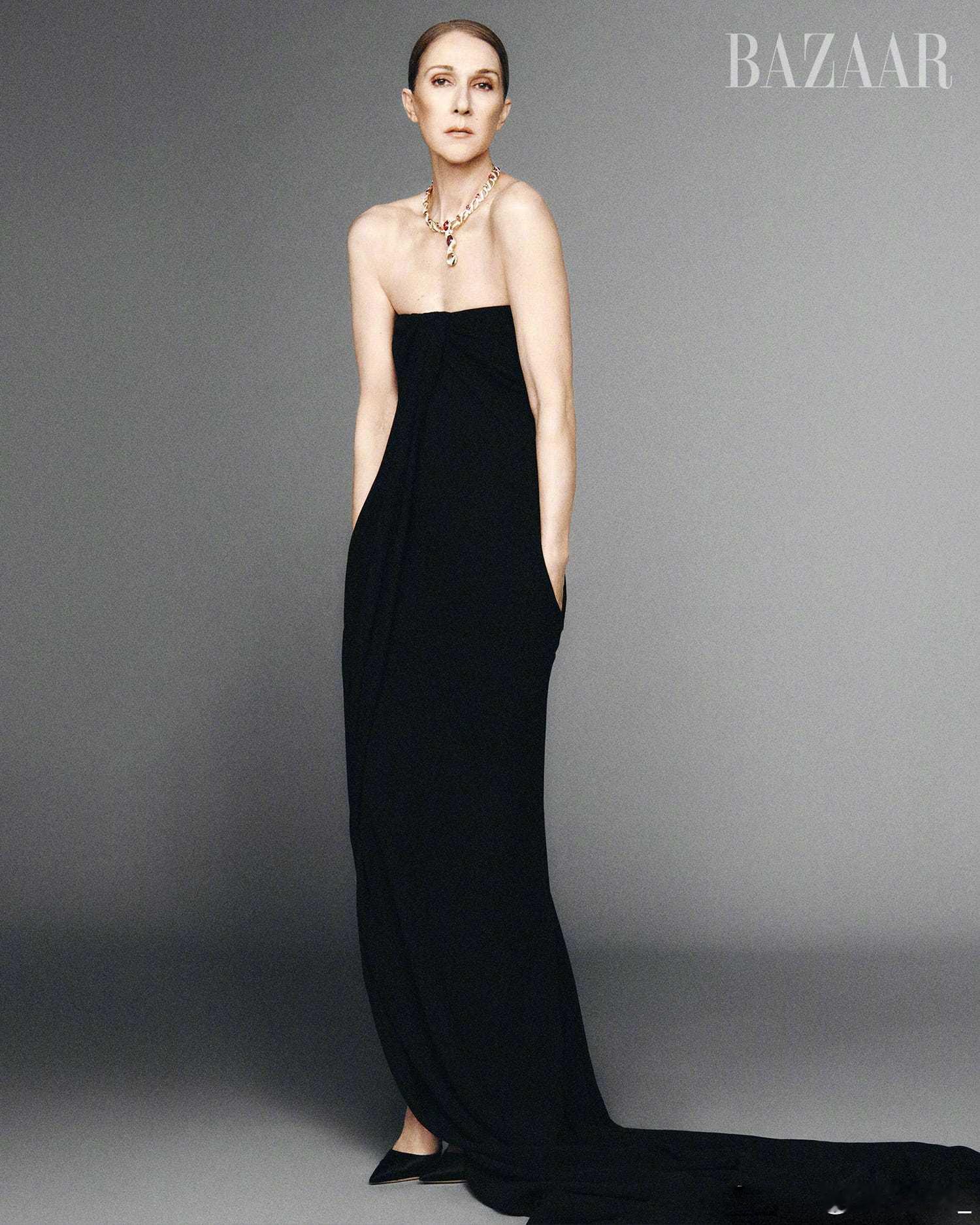 美国版 Harper's BAZAAR 九月刊，Celine Dion 佩戴 B