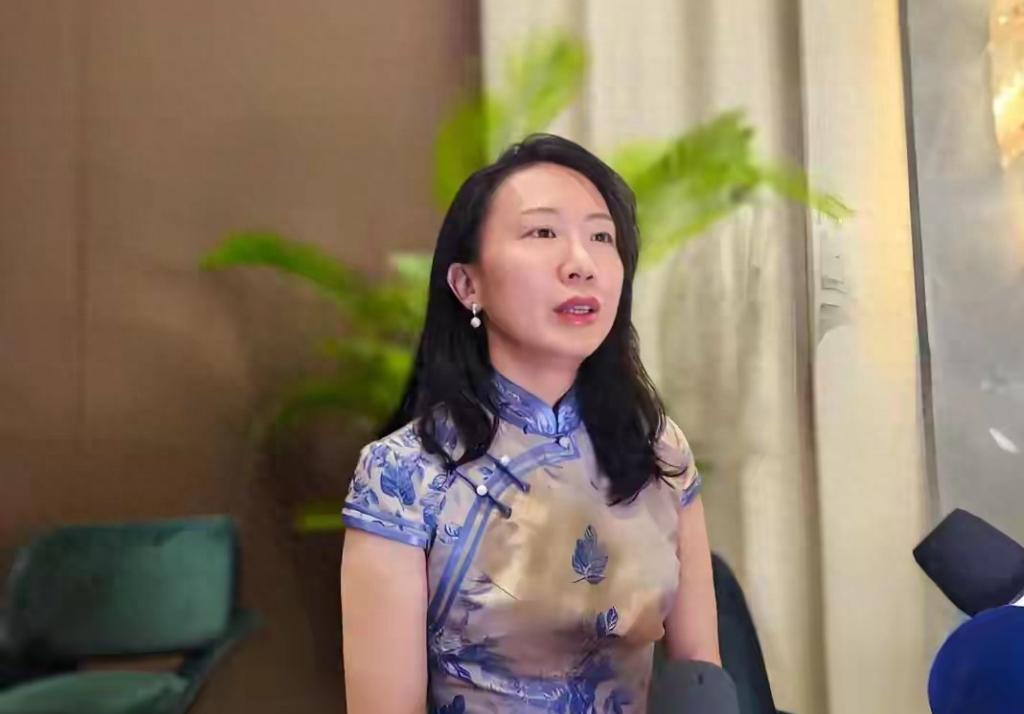 马英九的讲话完全被推翻了！5月25日，马英九基金会执行长戴遐龄表示，马英九亲自打