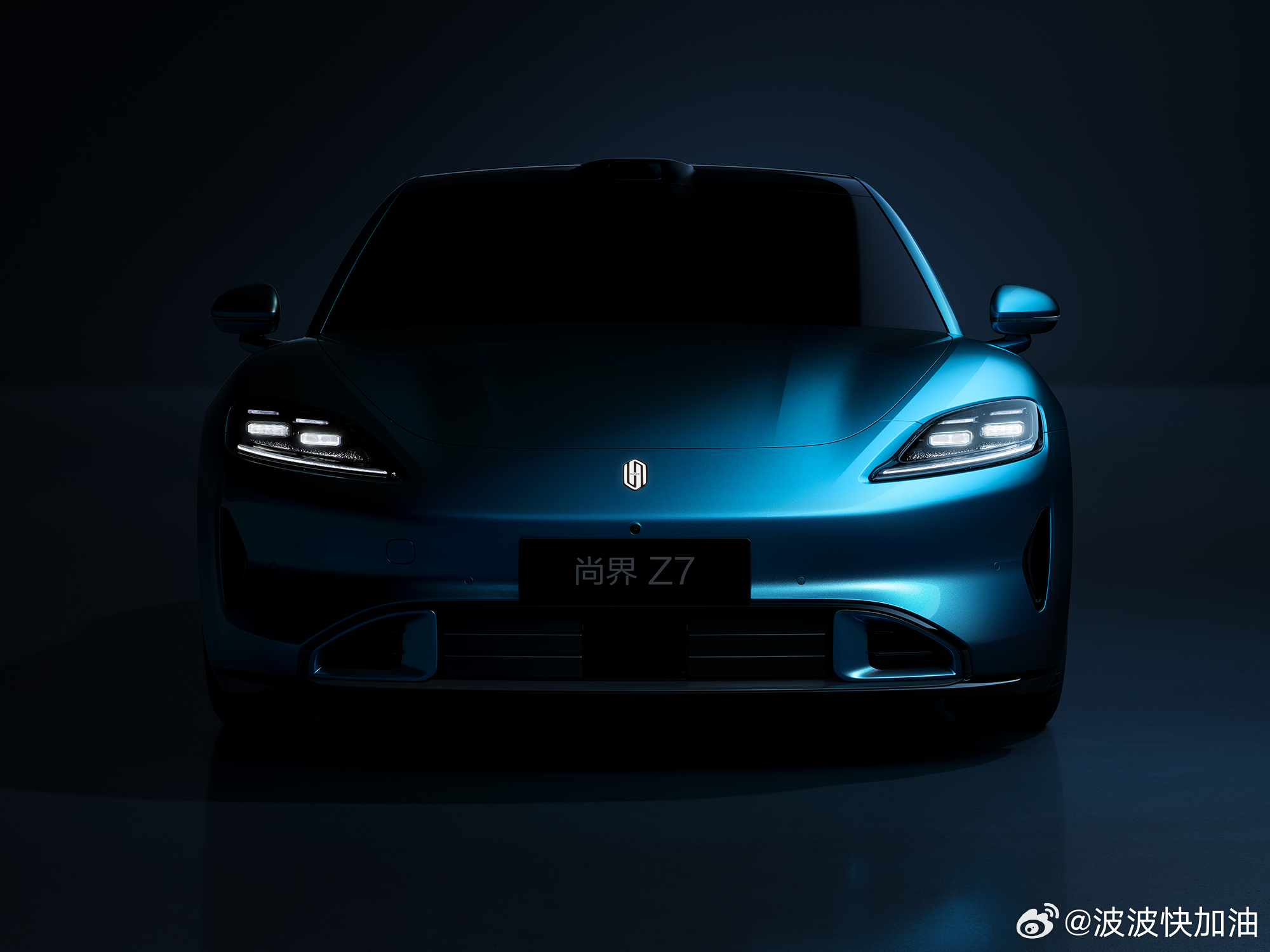 尚界Z7细节图曝光一个非常运动的设计，比智界 S7 更加大胆。小米 SU7 已经