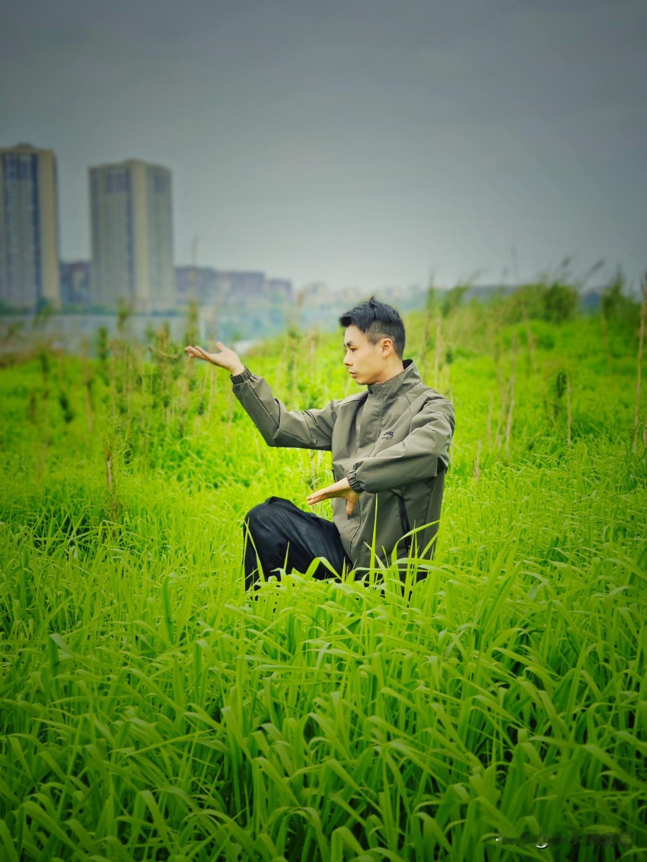 面对生活，诀窍就一个字，慢！
请记住这一字真言，记不住就收藏起来，时不时的看一下