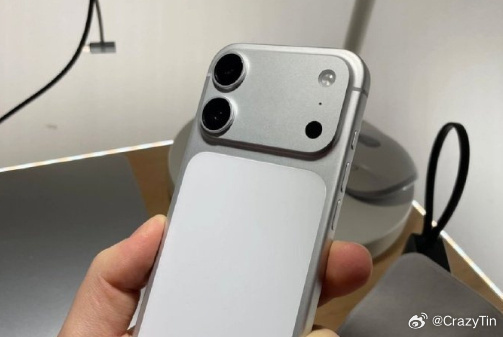 iPhone18标准版外观曝光真长这鬼样的话趁早买 iPhone 17 吧视觉上