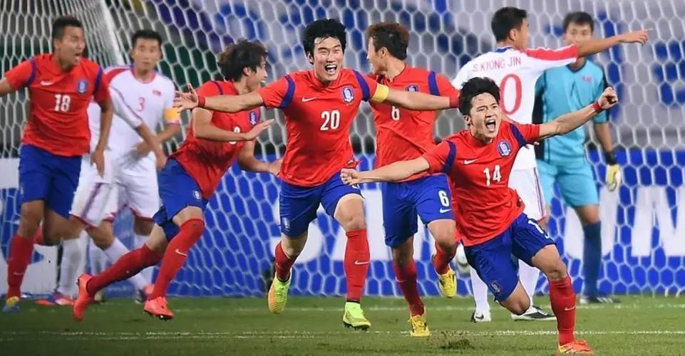 彻底慌了？韩国男足半决赛生死局，赢拿金牌免兵役，输全员入伍！韩媒：中国队今非昔比