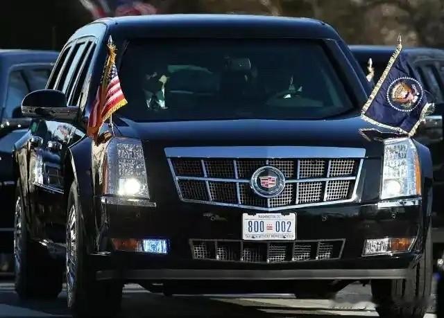 白宫记者晚宴突发枪击，特朗普第一时间安全撤离！白宫记者晚宴美国白宫枪击事件特勤局