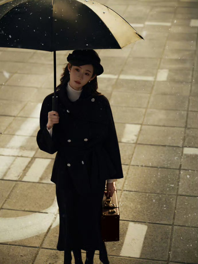 张艺凡太适合民国风了张艺凡民国大家闺秀张艺凡往那一站就是书香门第大小姐谁懂！气质