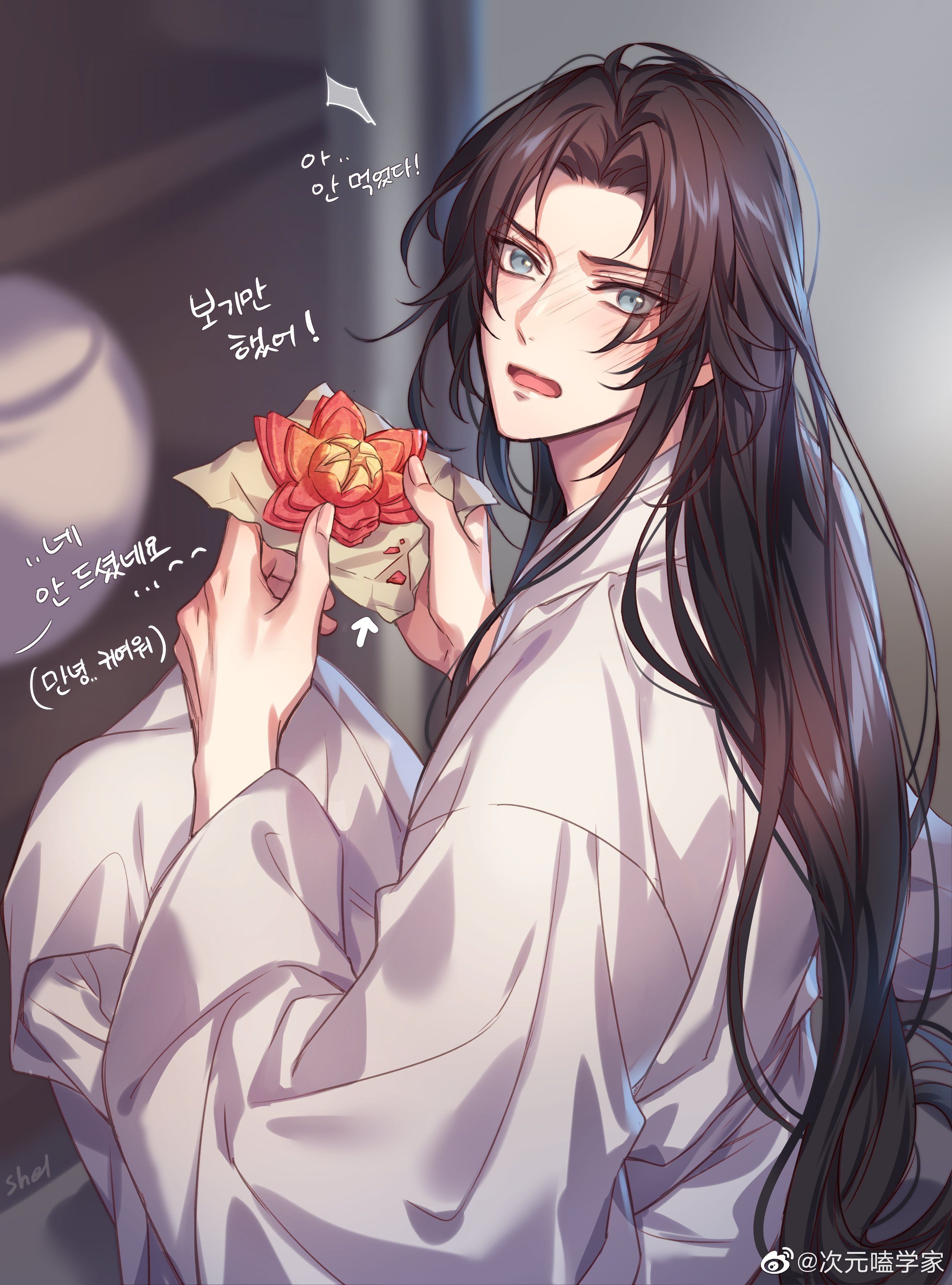 二哈与他的白猫师尊半夜偷吃荷花酥的猫猫被发现了，让他吃！！！[偷笑]x：shel