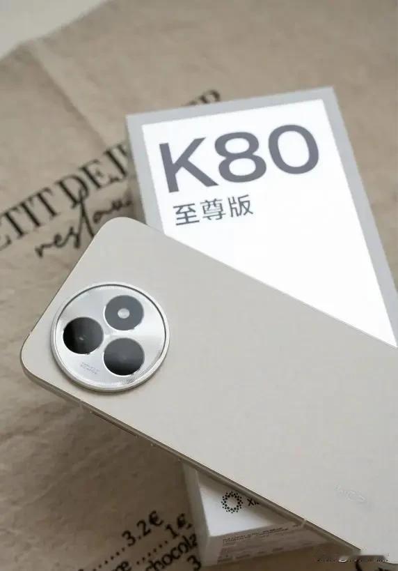 324万跑分+7410mAh大电池！这款手机跌至清仓价，闭眼入不亏
 
现在千元