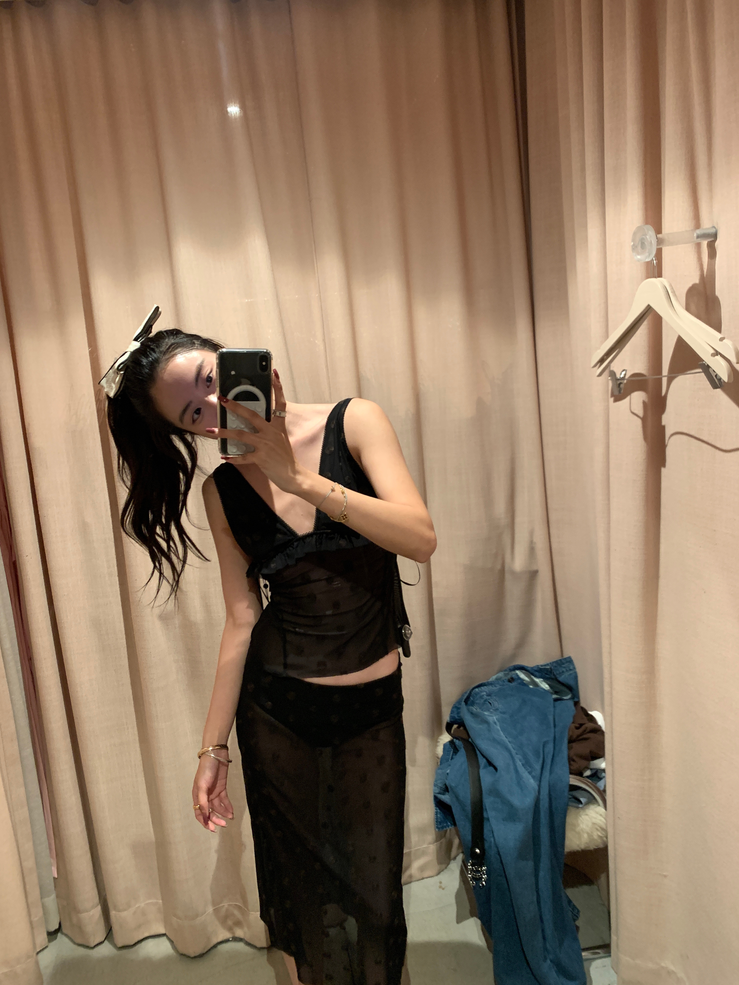买了套shaoshao的套装 这个裤子是他自带的连着的好喜欢波点 ​​​