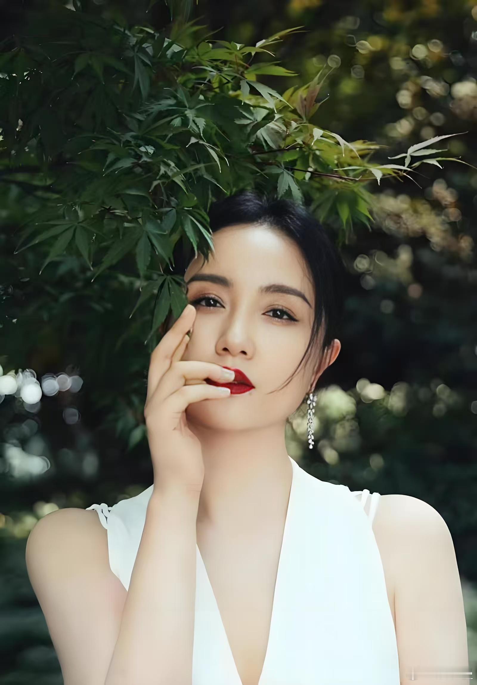 秦俊杰发文告别媛媛姐一路走好，真的很开心能从影视作品中认识您！！朱媛媛最后一部参