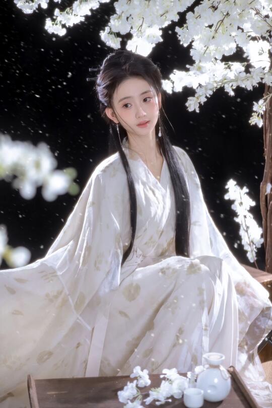 是你心中的清冷风女主嘛？❄️
