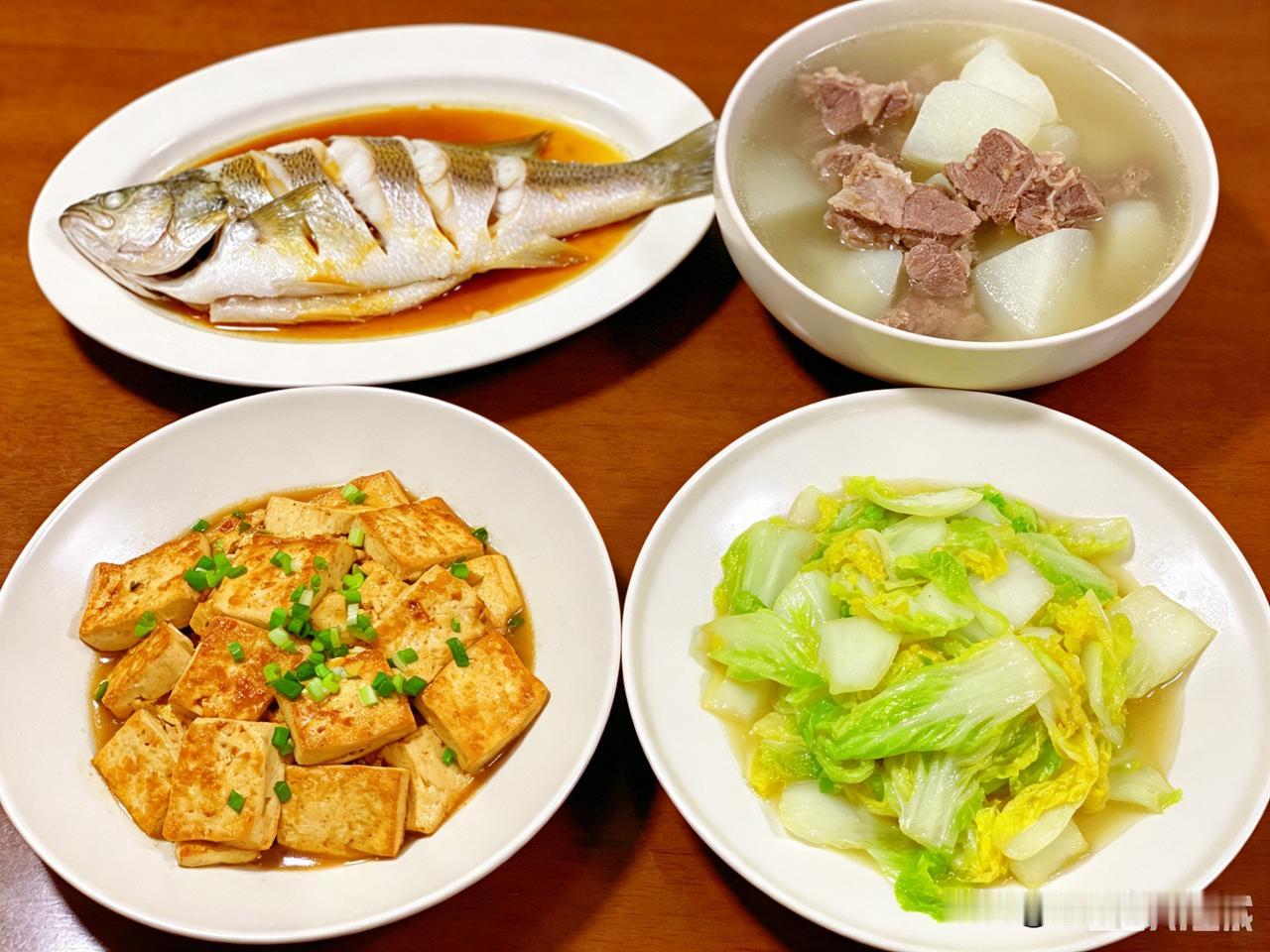 老人退休后随着年龄的增长，人身体流失最快的就是肌肉啦，
千万不要小看肌肉的流失，