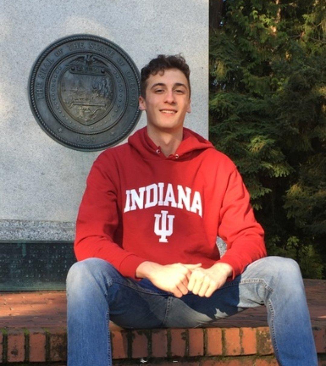 Van Mathias（2000）赛前百蛙PB 59.45➡️ 58.98（预赛