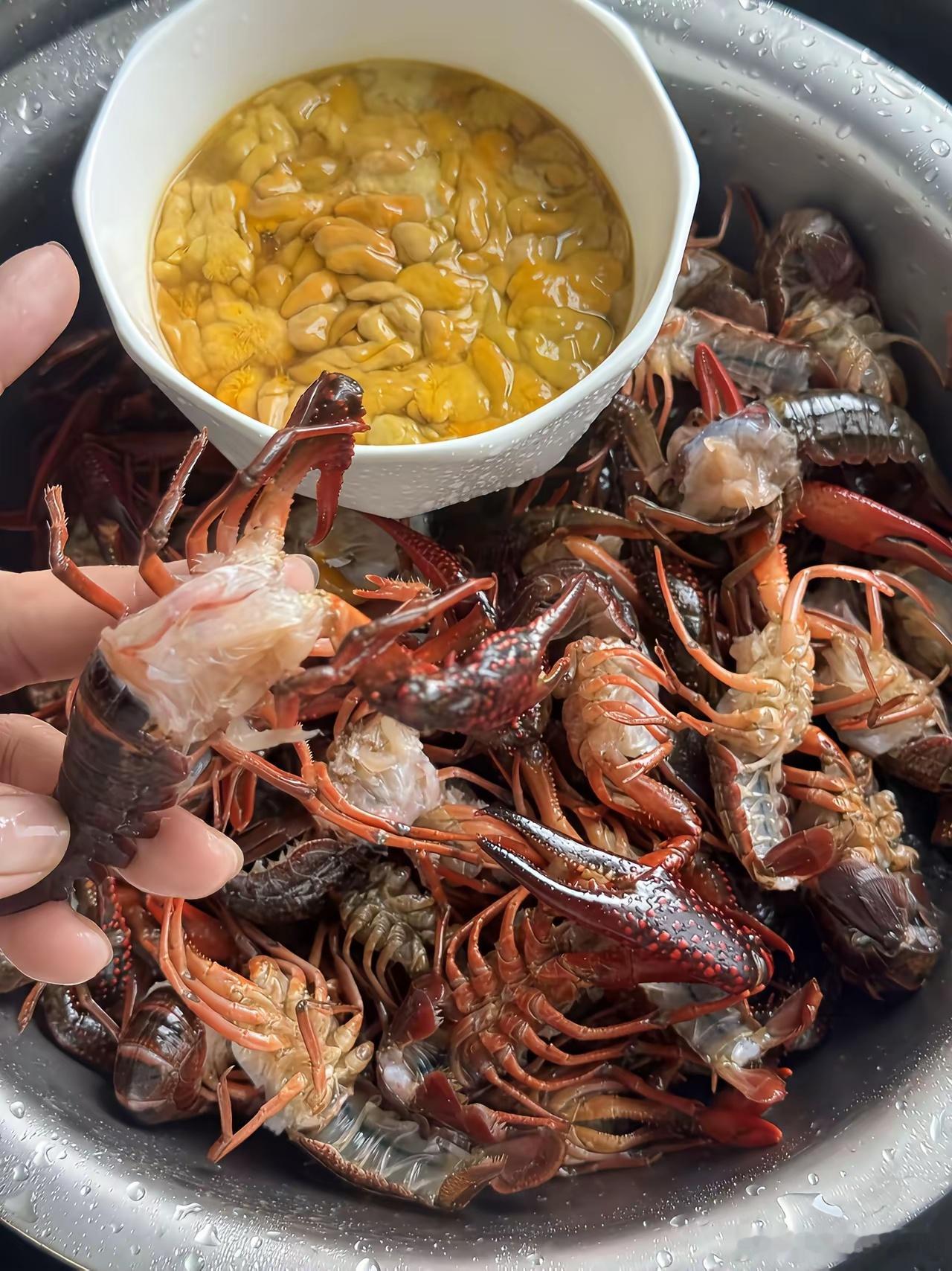在线等，小龙虾的虾黄到底能不能吃？ 