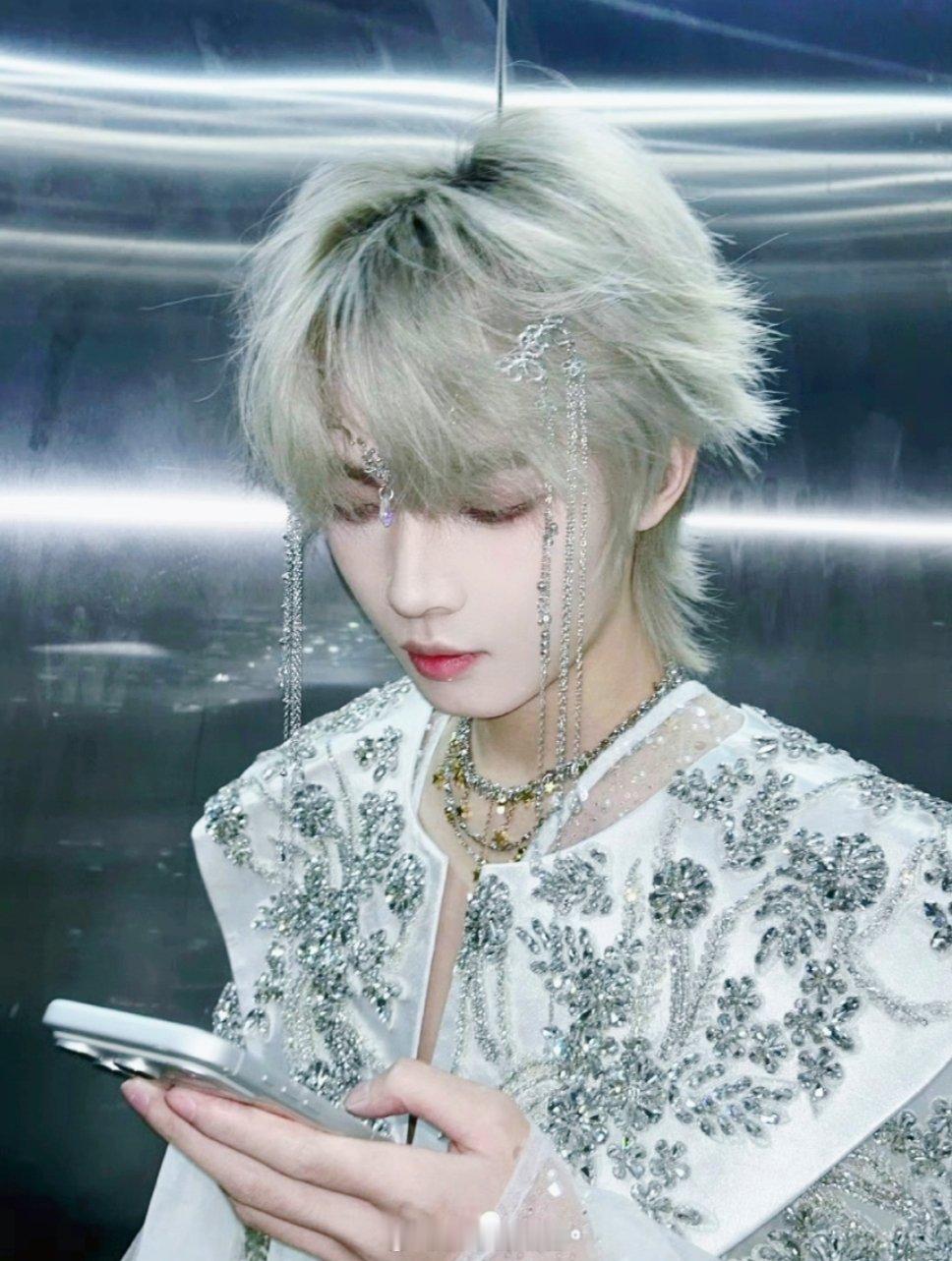 五号相机 这个猫猫简直美神降临来的抖抖看👀还有库存嘛和平精英职业联赛2026p