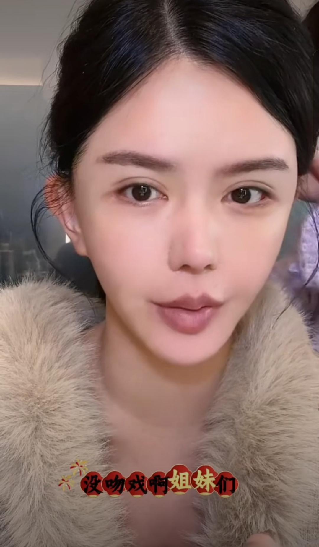 帅男主才配亲密戏
笑不活了！韩安冉这接戏标准也太真实了。新拍短剧压根没吻戏，姐直