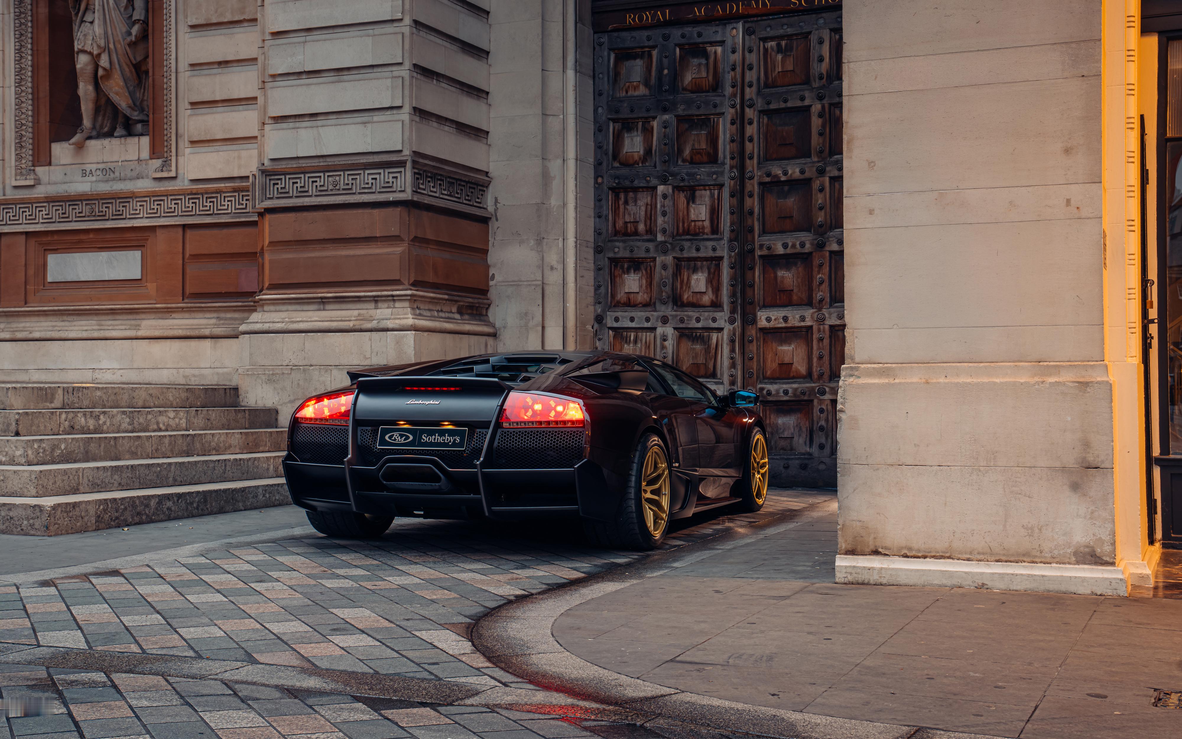 Lamborghini Murcielago LP670-4 SV搭载6.5升V