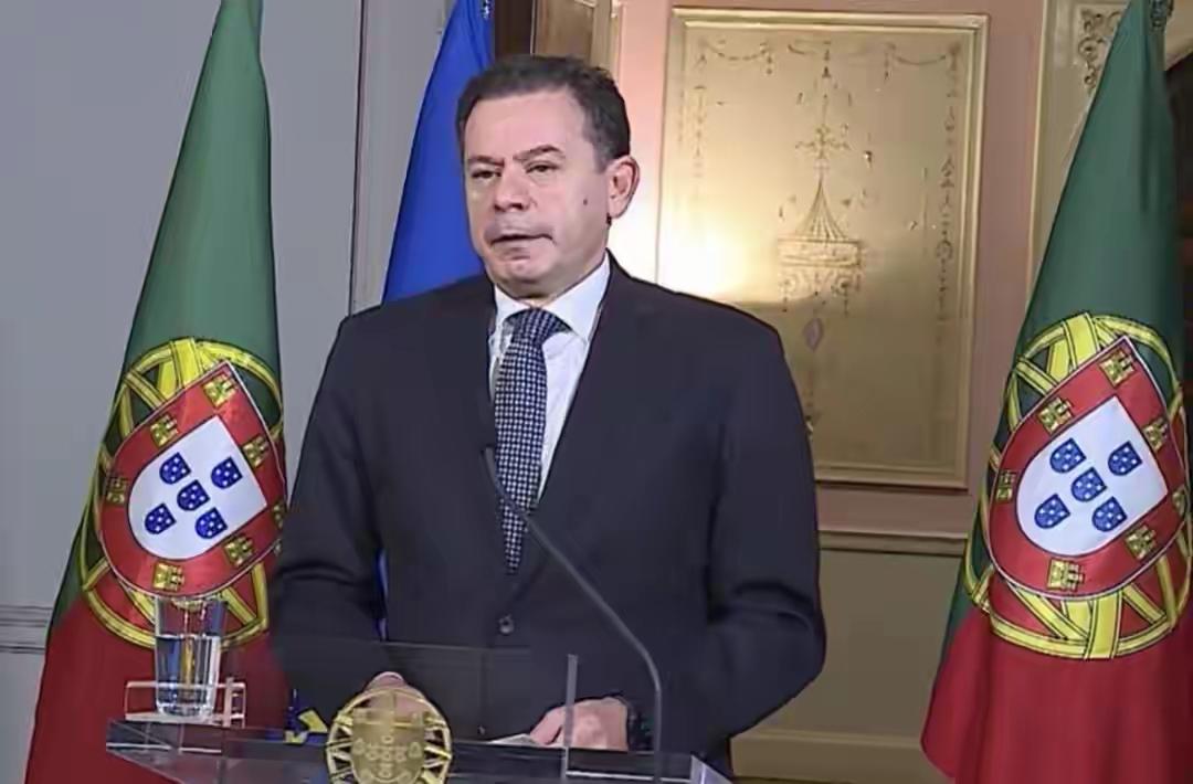 现在又有一个欧洲国家不愿意和美国玩了。这是根据央视新闻报道的。葡萄牙总理不愿意参