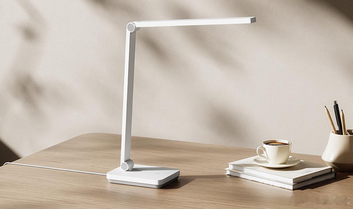 米家台灯 想要吗？评论抽一个粉丝送了  抽奖详情