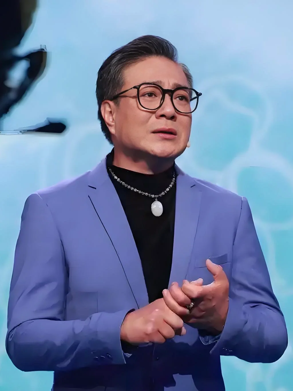 鲁振顺向TVB许涛陈情10分钟，进谏勿冷待员工