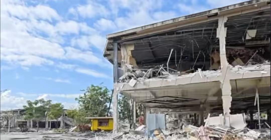 诈骗园区在中方协调下，494栋建筑给拆了[赞]