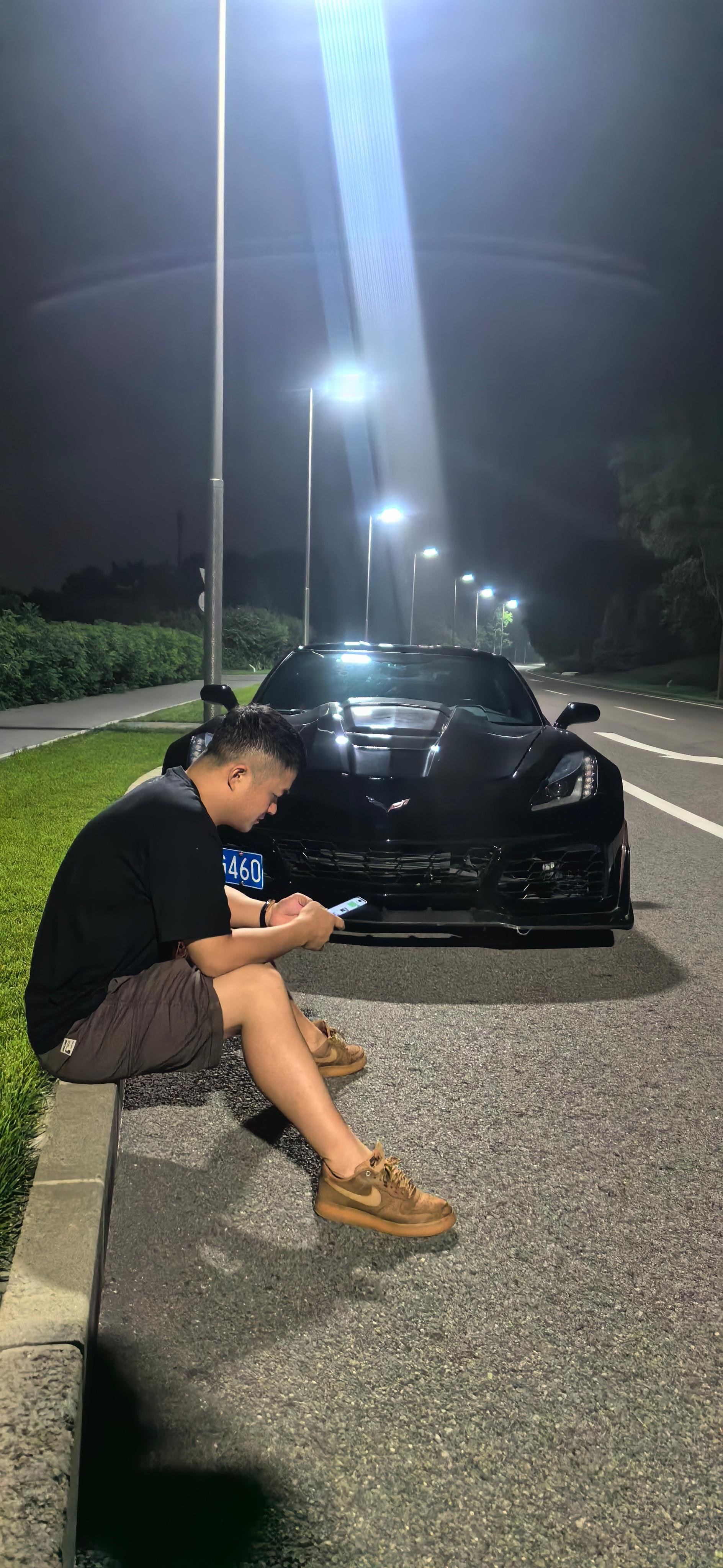 明天发大片儿，这么久没更新，就是在弄这个片子，求点赞，大哥们！[作揖] ​​​
