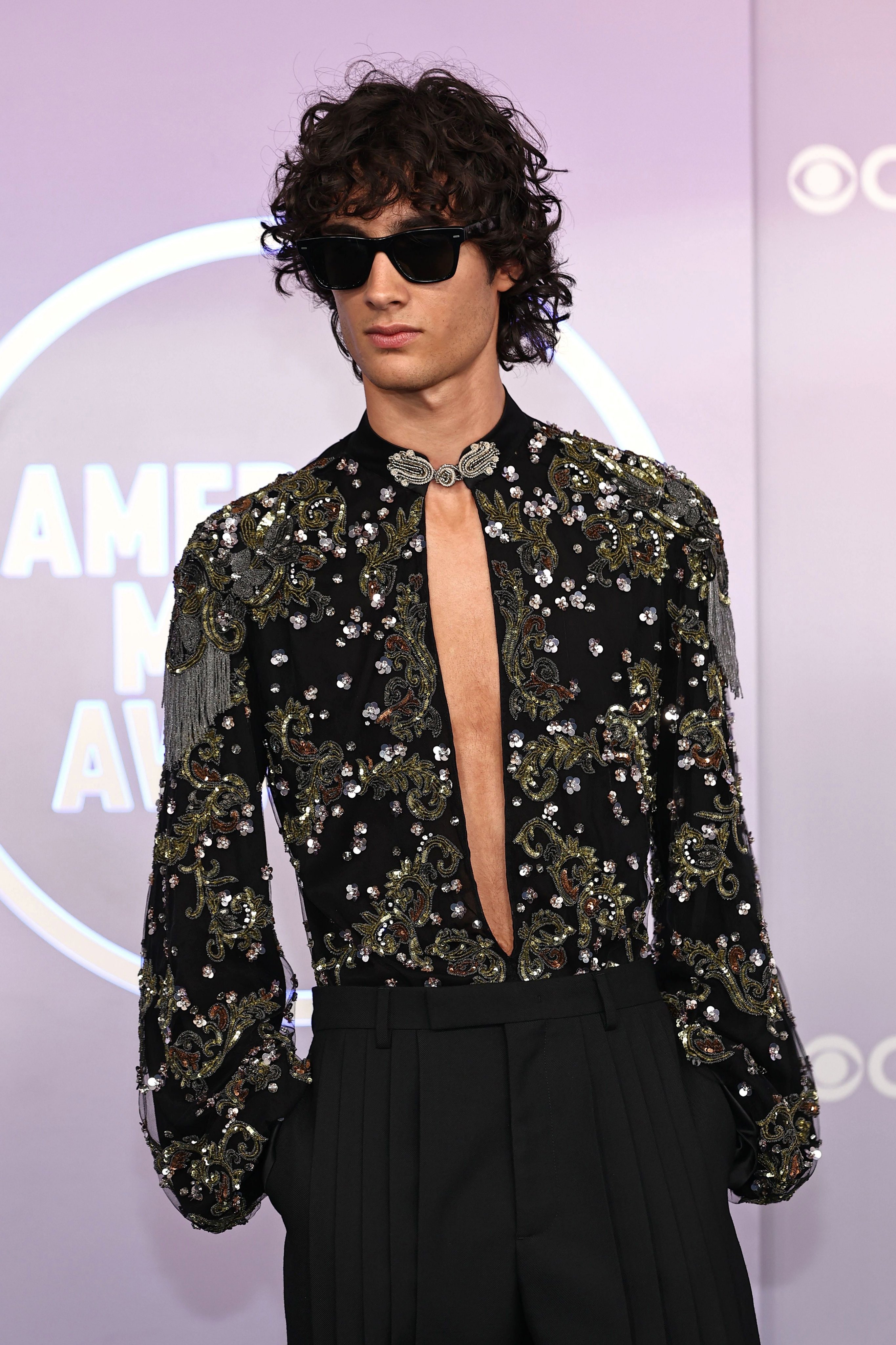 【AMAs 2026】sombr / Maluma 亮相 2026年 Ameri