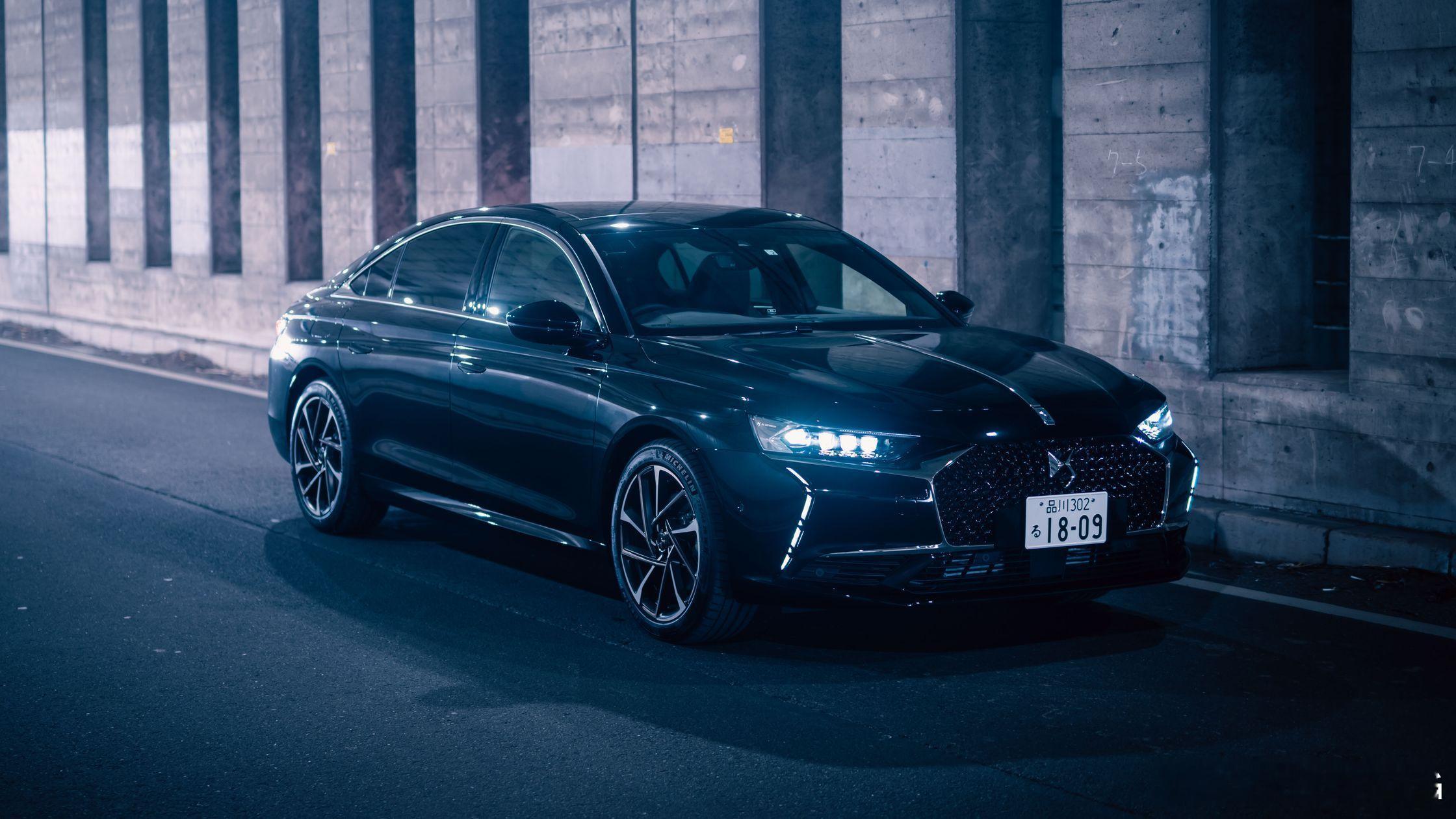 法国特权阶层阶级能开的车不过DS9而已，车长4.93车宽1.86车高1.46日本