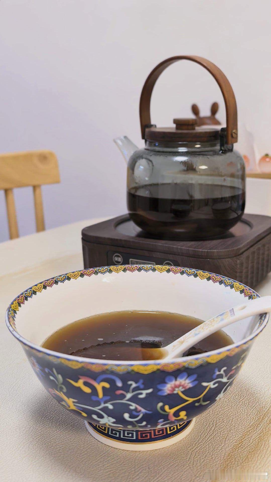 今天淋雨了，煮个姜汤驱寒祛湿 